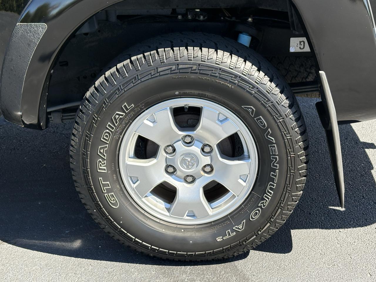 Toyota Tacoma Double Cab V6 6MT 4WD 2015