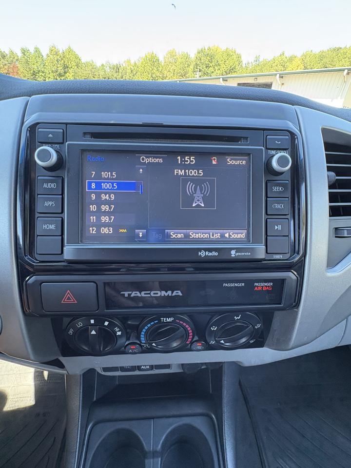 Toyota Tacoma Double Cab V6 6MT 4WD 2015