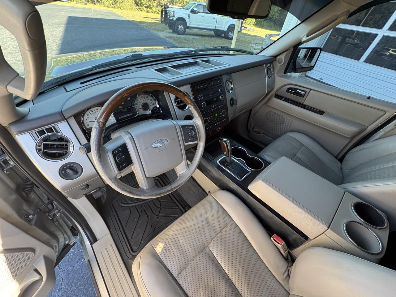 Ford Expedition EL Limited 2WD 2008