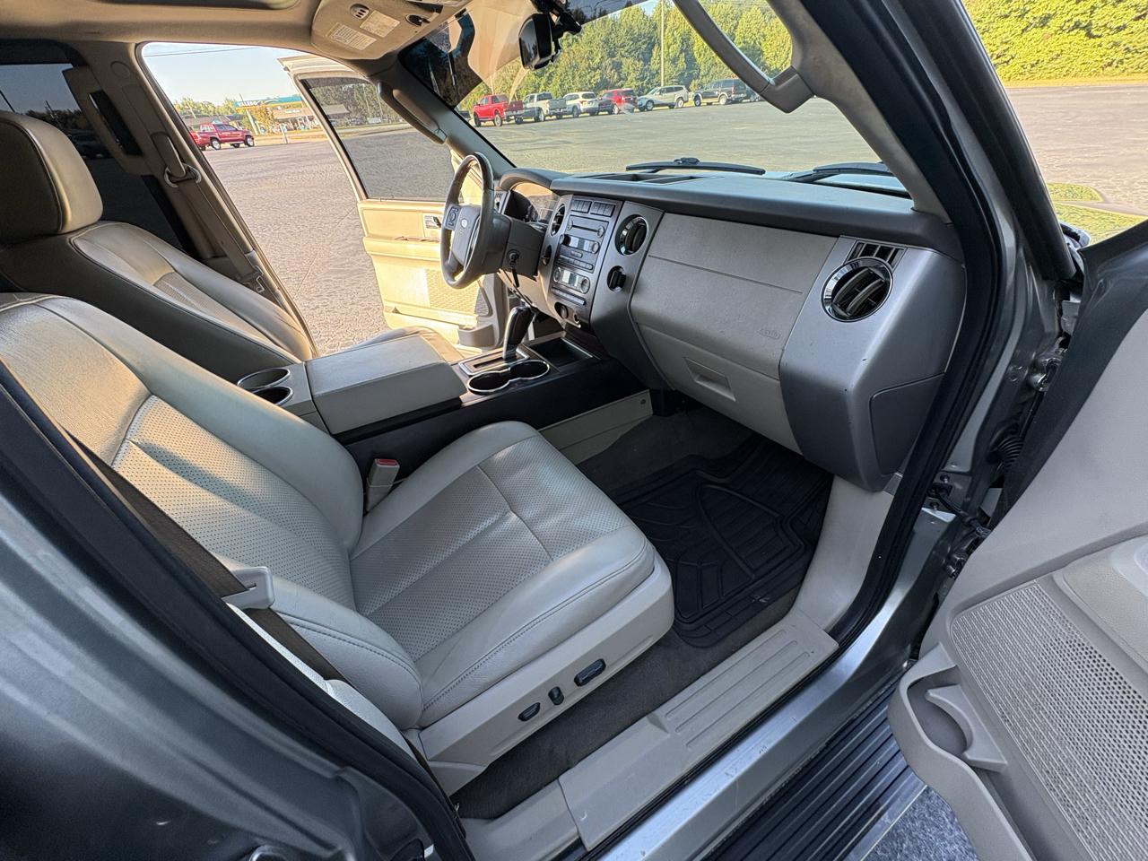Ford Expedition EL Limited 2WD 2008