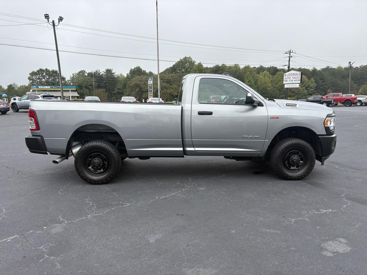 RAM 2500 Tradesman Regular Cab 4WD 2021