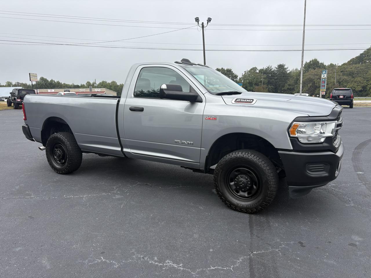 RAM 2500 Tradesman Regular Cab 4WD 2021
