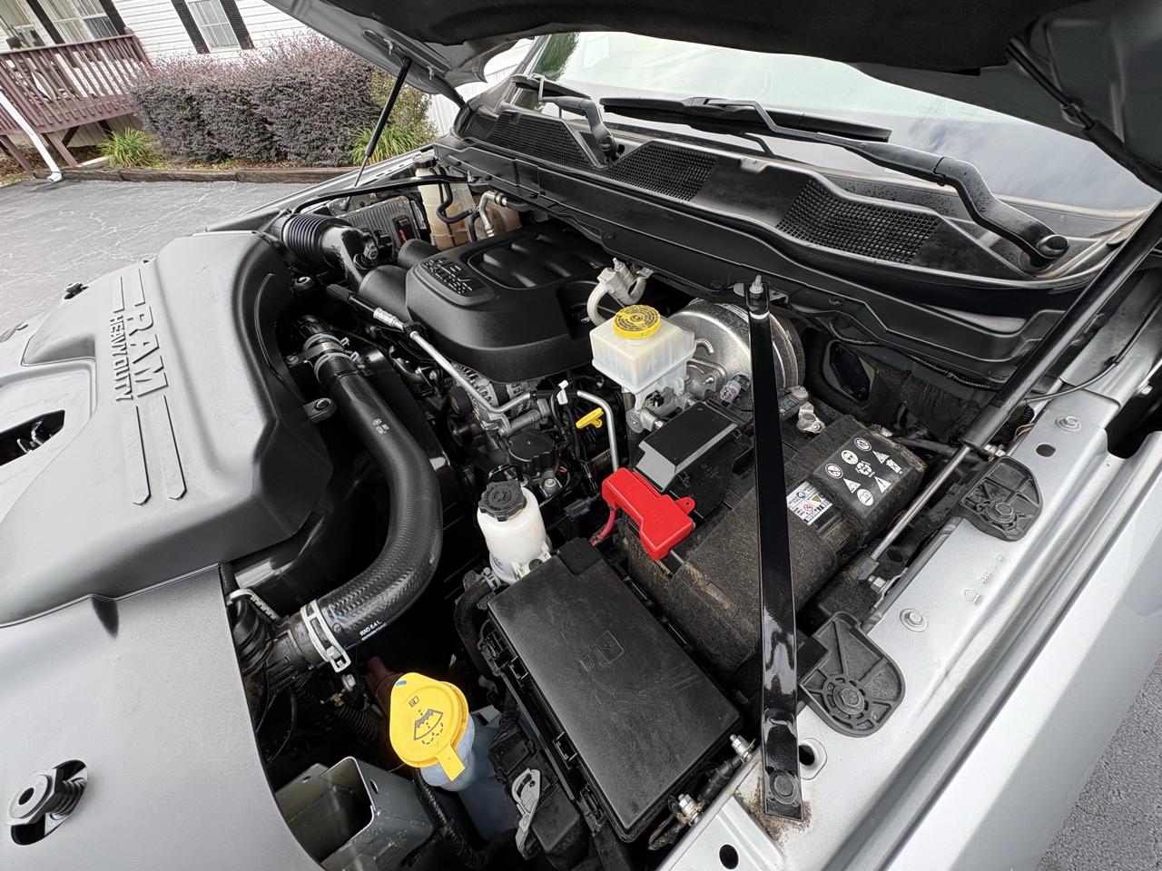RAM 2500 Tradesman Regular Cab 4WD 2021
