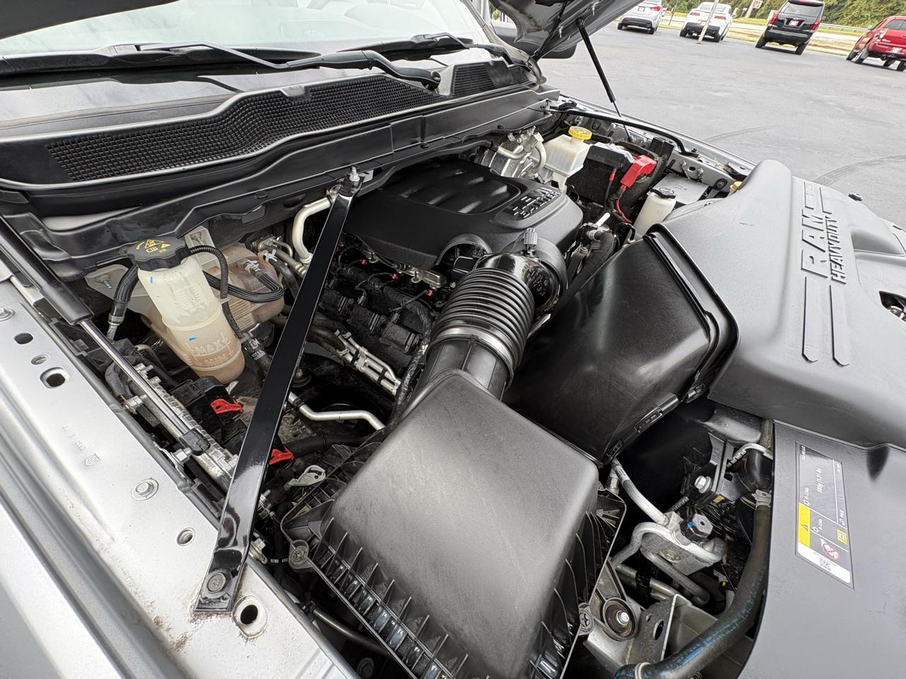 RAM 2500 Tradesman Regular Cab 4WD 2021