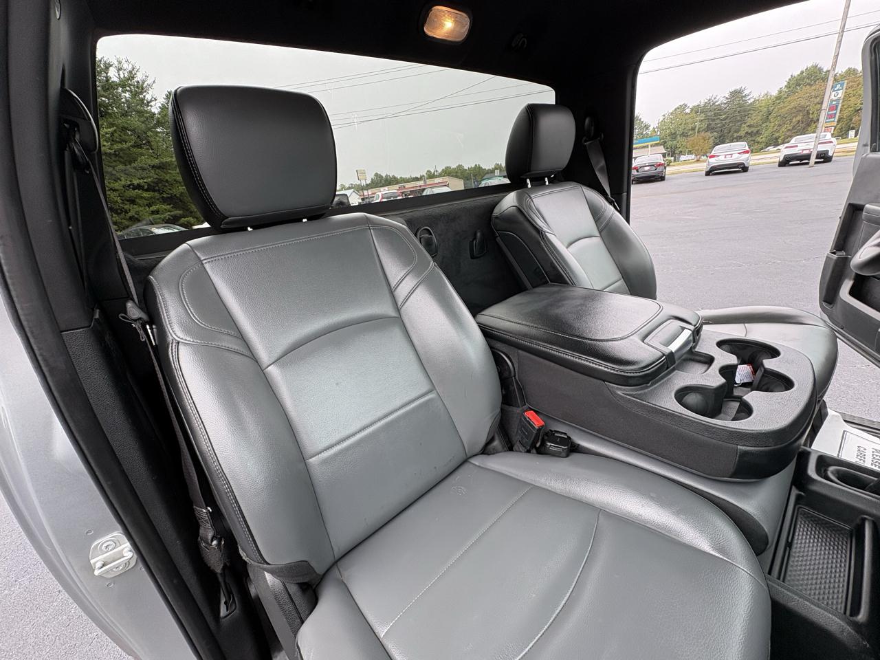 RAM 2500 Tradesman Regular Cab 4WD 2021