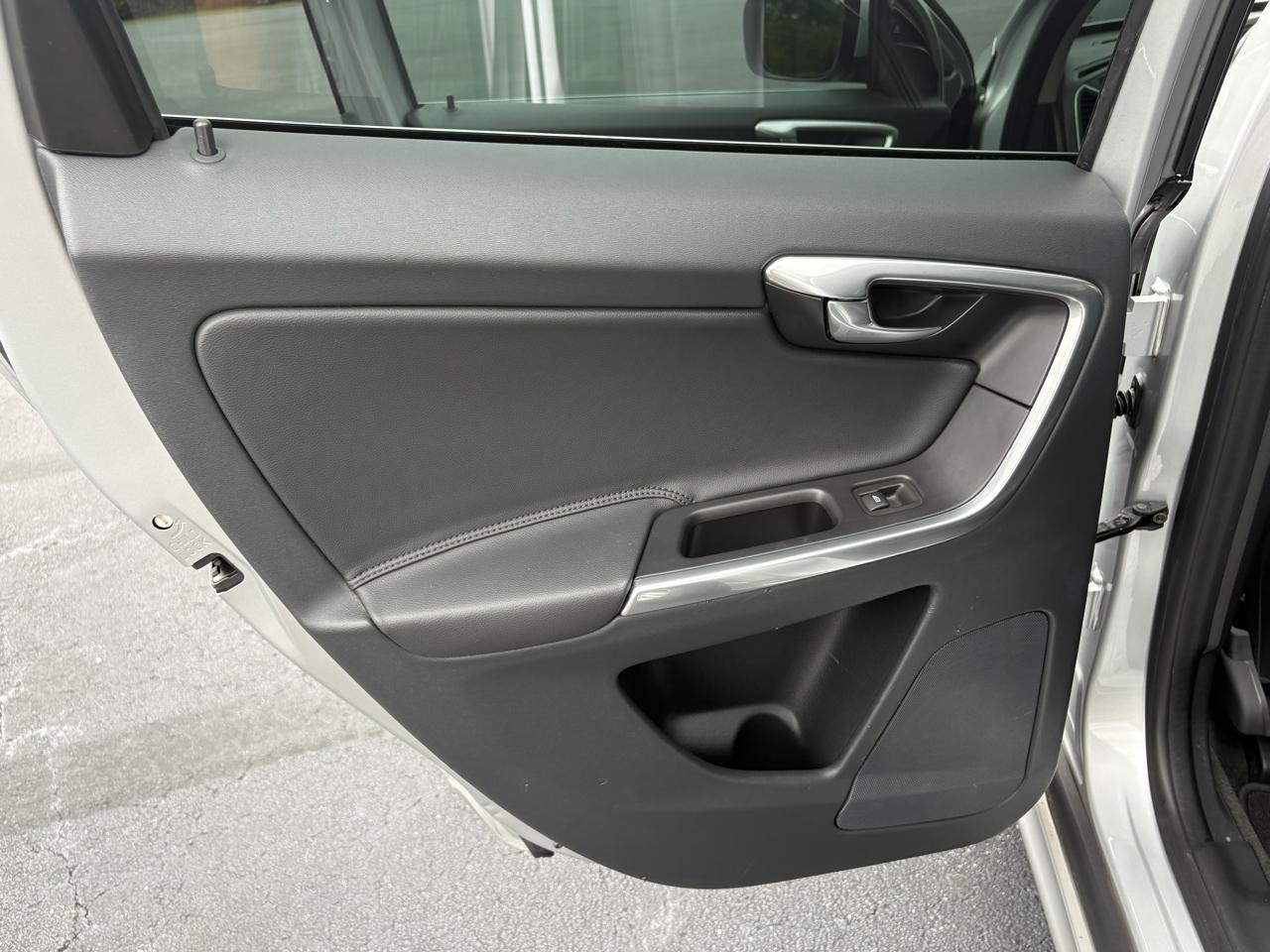 Volvo XC60 2.0 T5 Premier 2015
