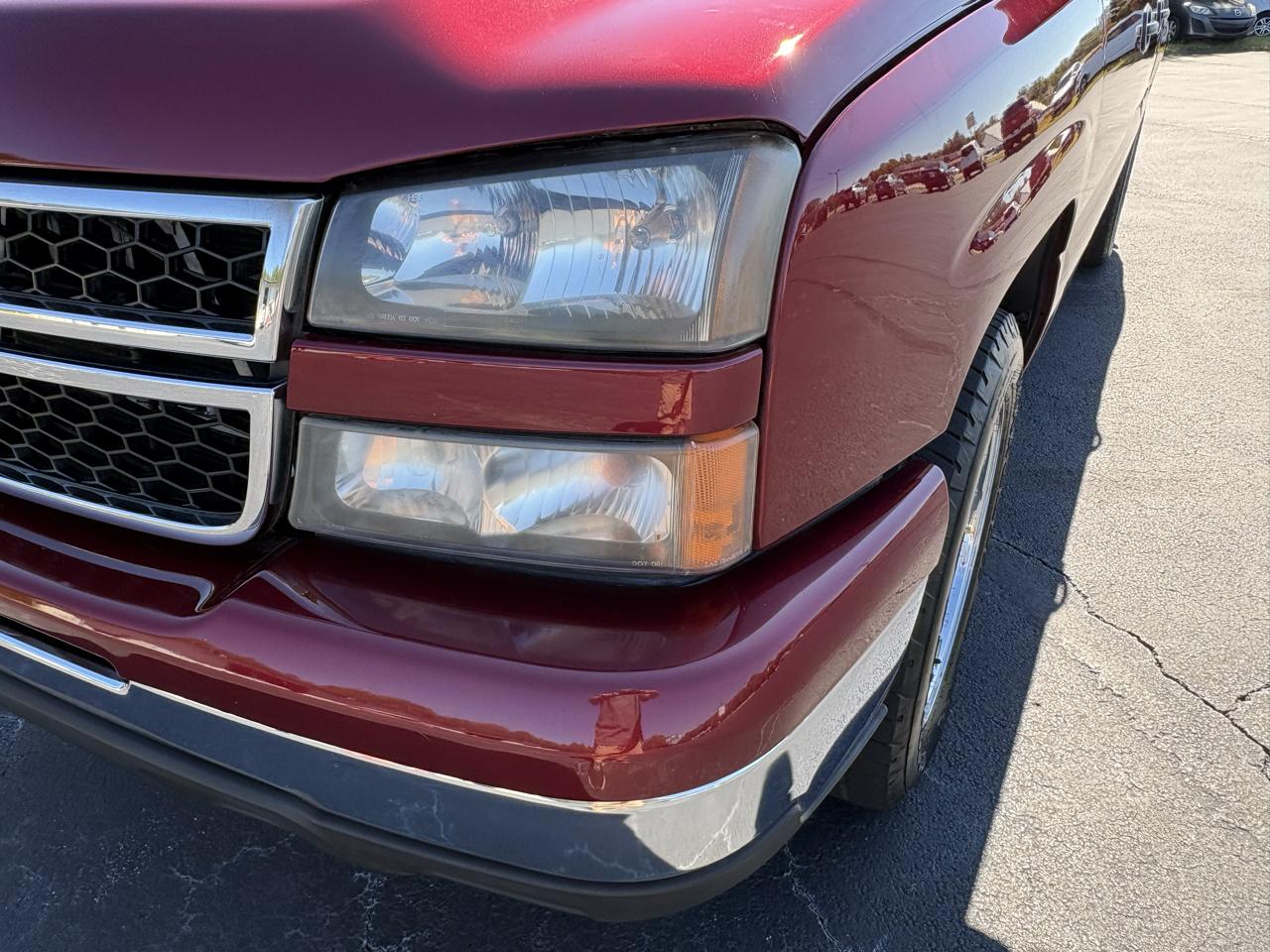 Chevrolet Silverado 1500 LS2 Crew Cab 2WD 2006