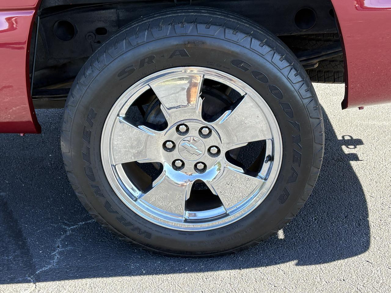 Chevrolet Silverado 1500 LS2 Crew Cab 2WD 2006