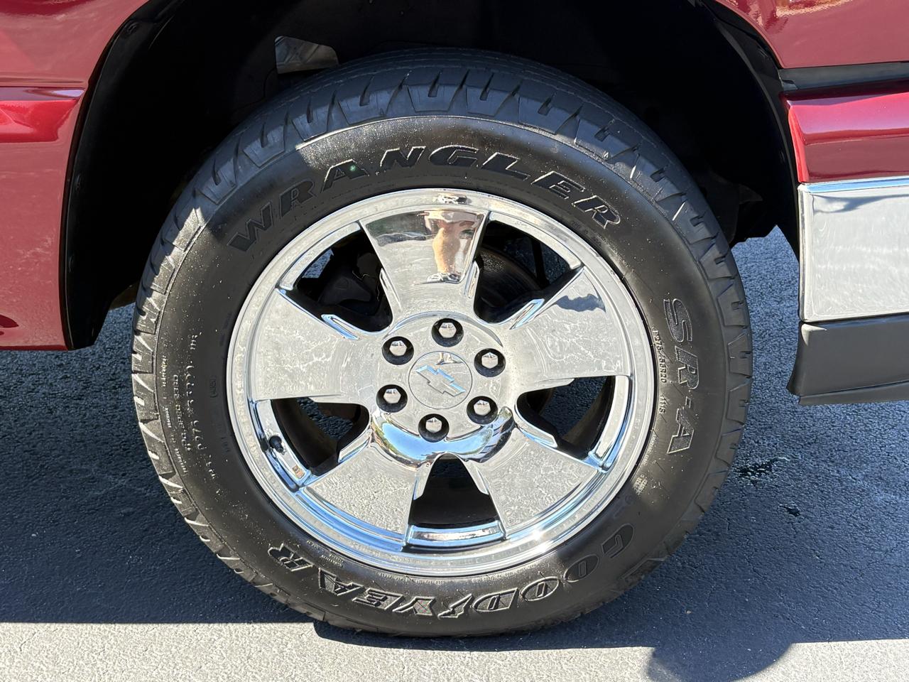 Chevrolet Silverado 1500 LS2 Crew Cab 2WD 2006
