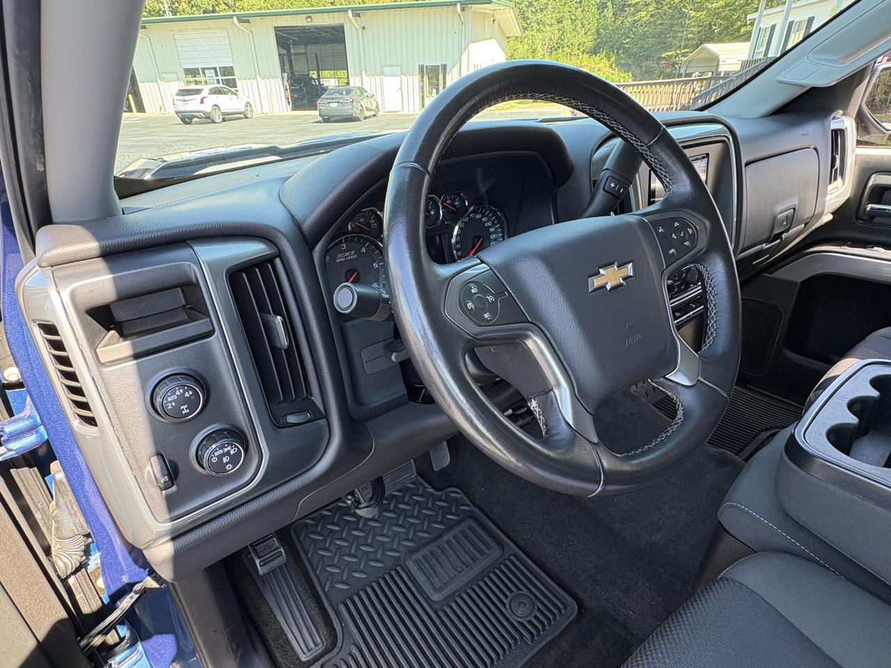 Chevrolet Silverado 1500 LT Double Cab 4WD 2016