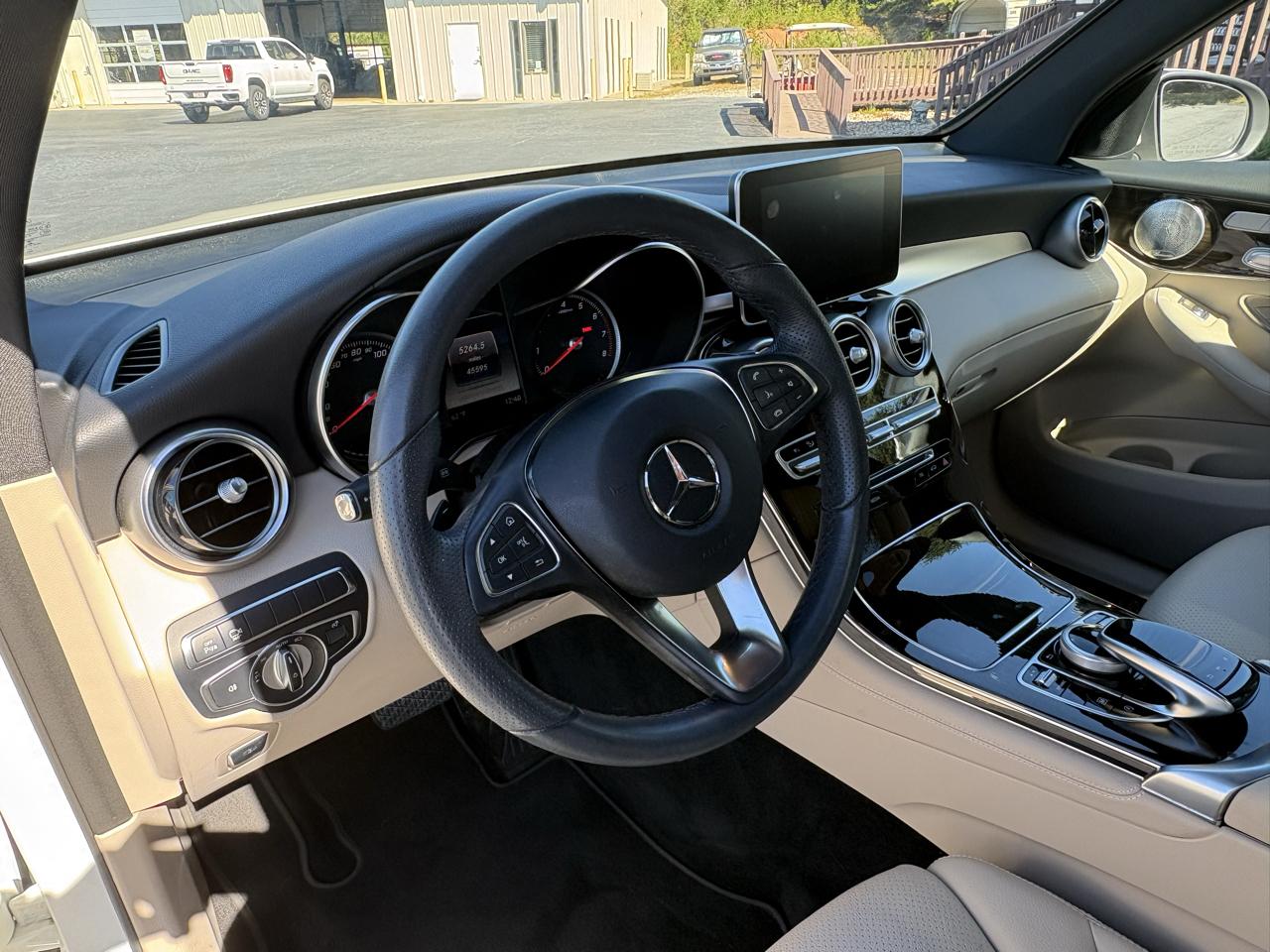 Mercedes-Benz GLC-Class GLC300 2018