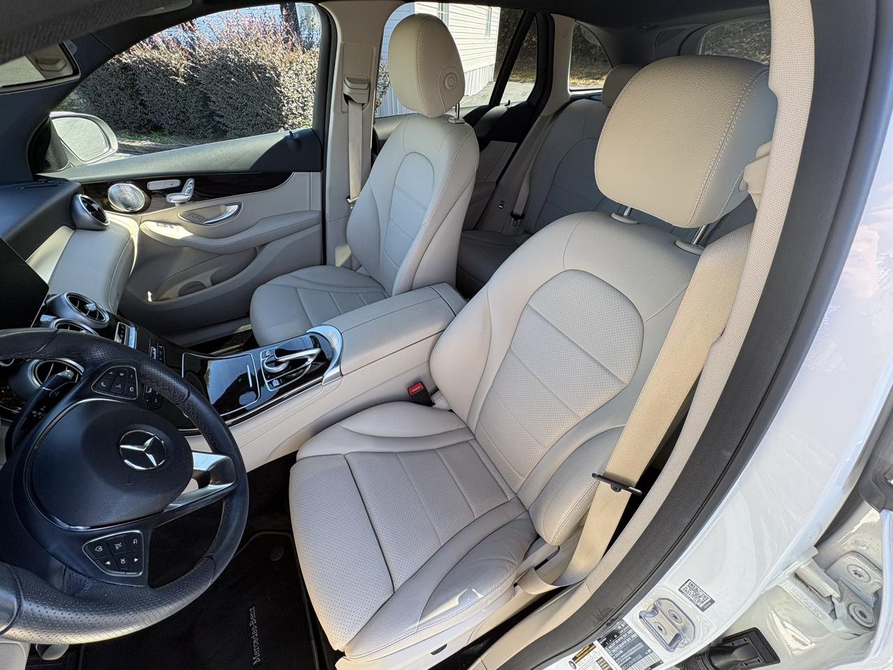 Mercedes-Benz GLC-Class GLC300 2018