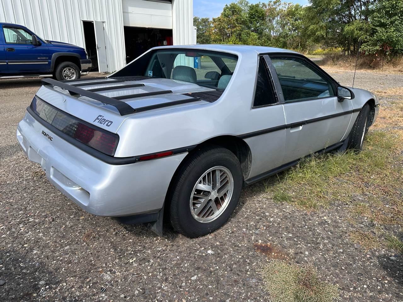 Pontiac Fiero  1987