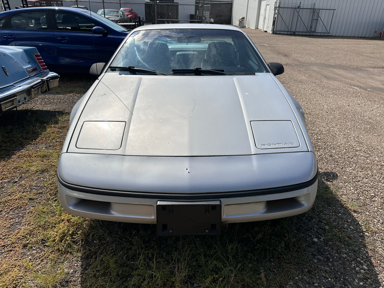 Pontiac Fiero  1987