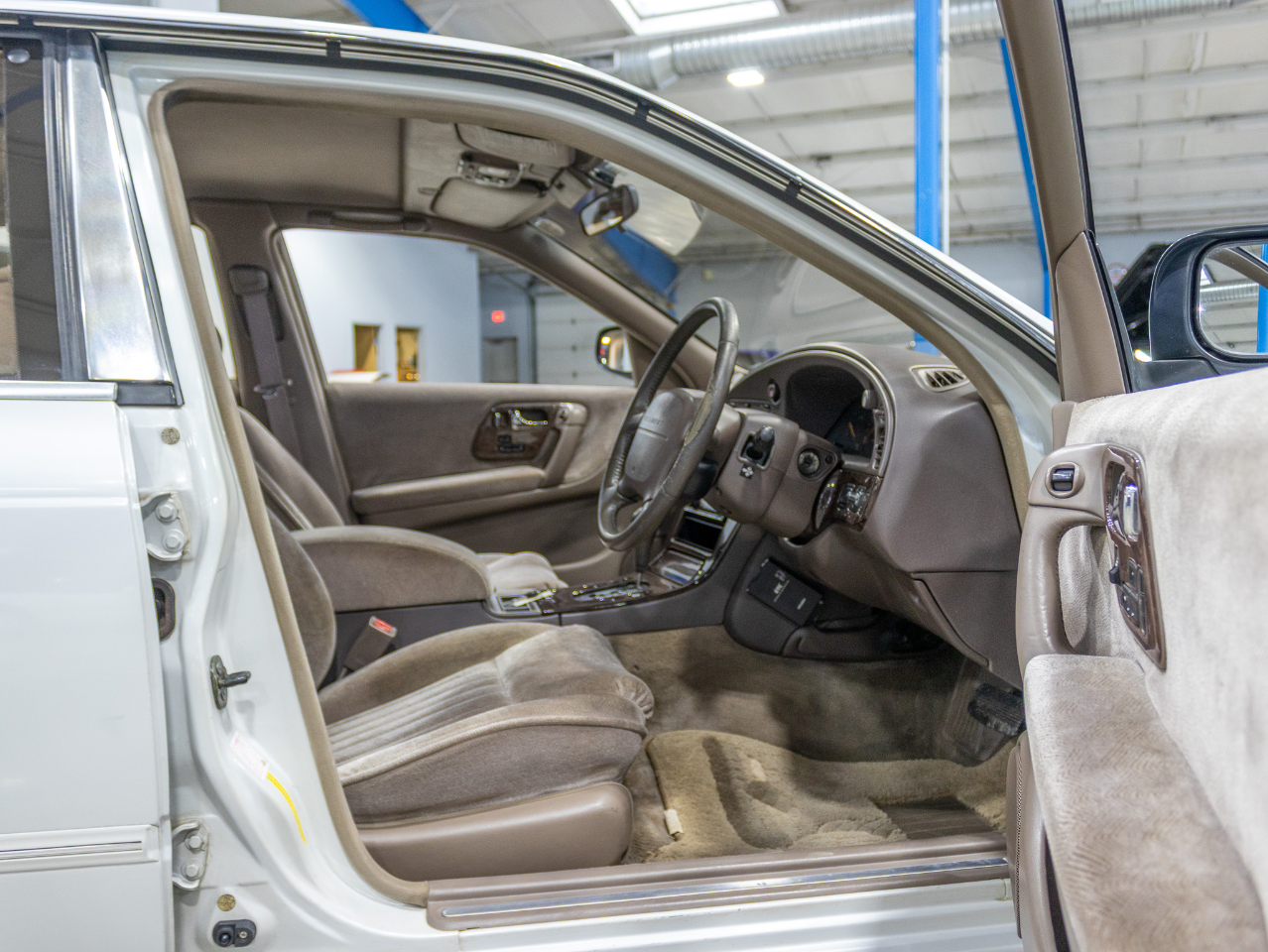 Nissan President  1995