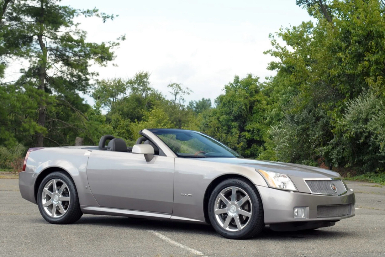 2004 Cadillac XLR Convertible