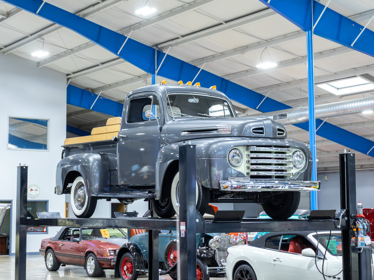 Ford F-1  1948 Ford F-1  1948