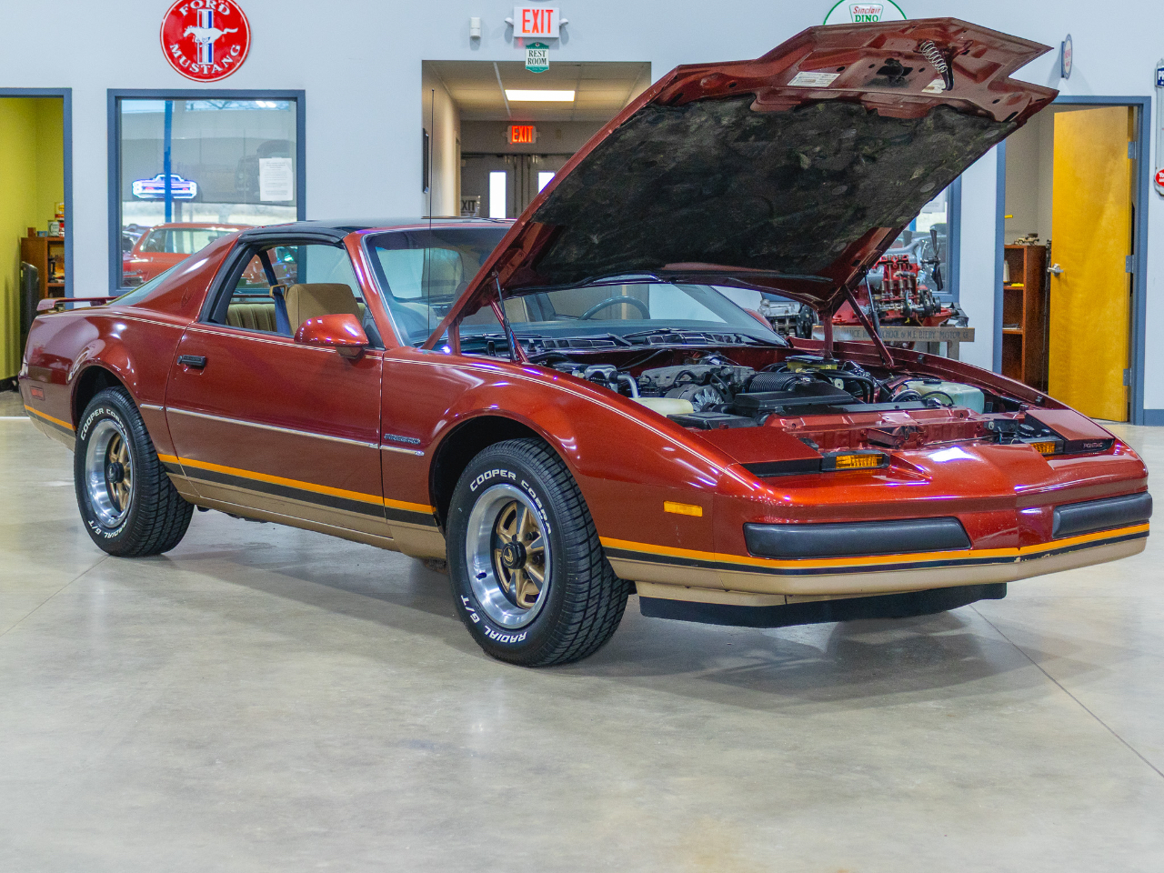 Pontiac Firebird  1986