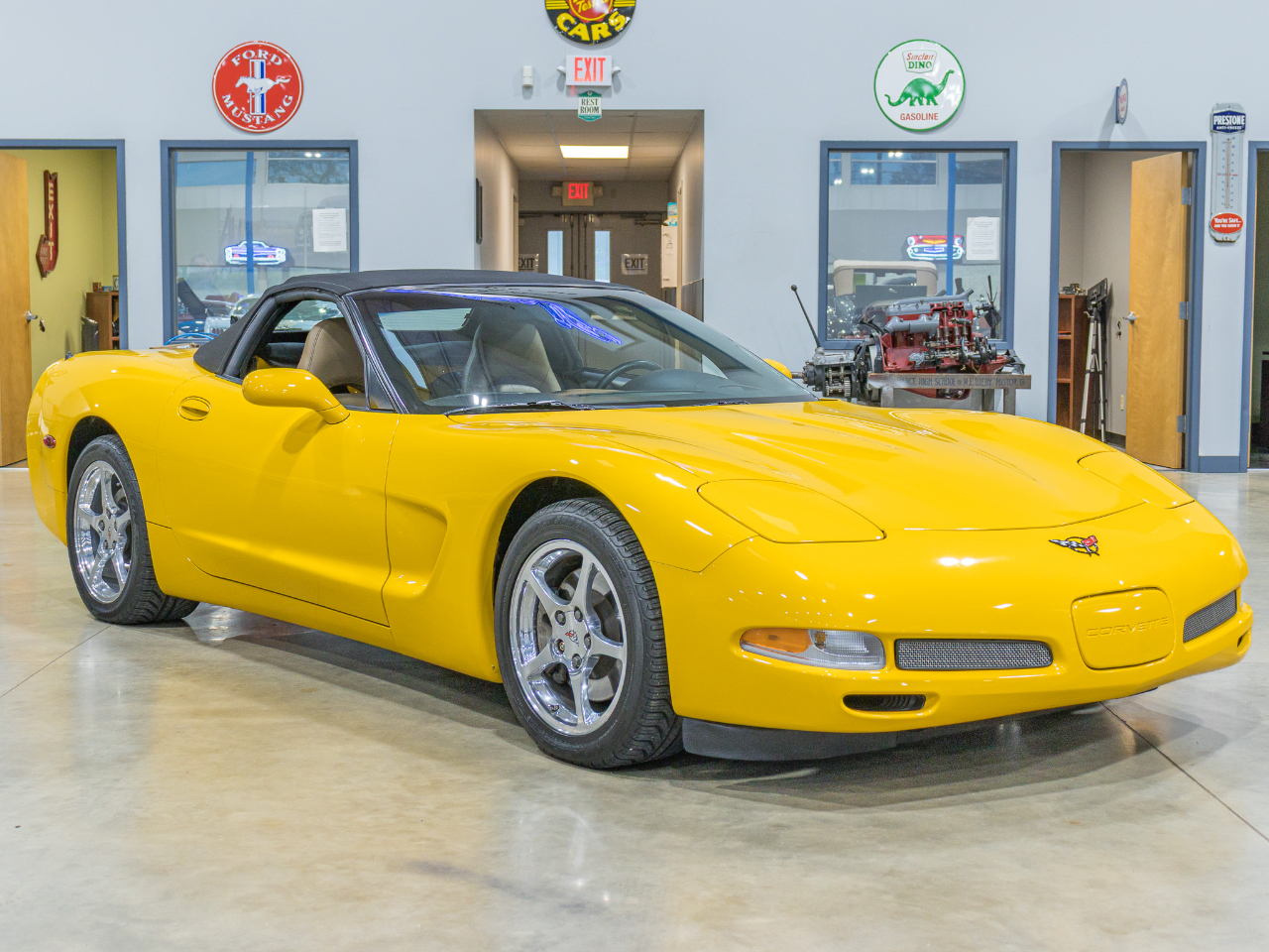 Chevrolet Corvette Convertible 2002 Chevrolet Corvette Convertible 2002