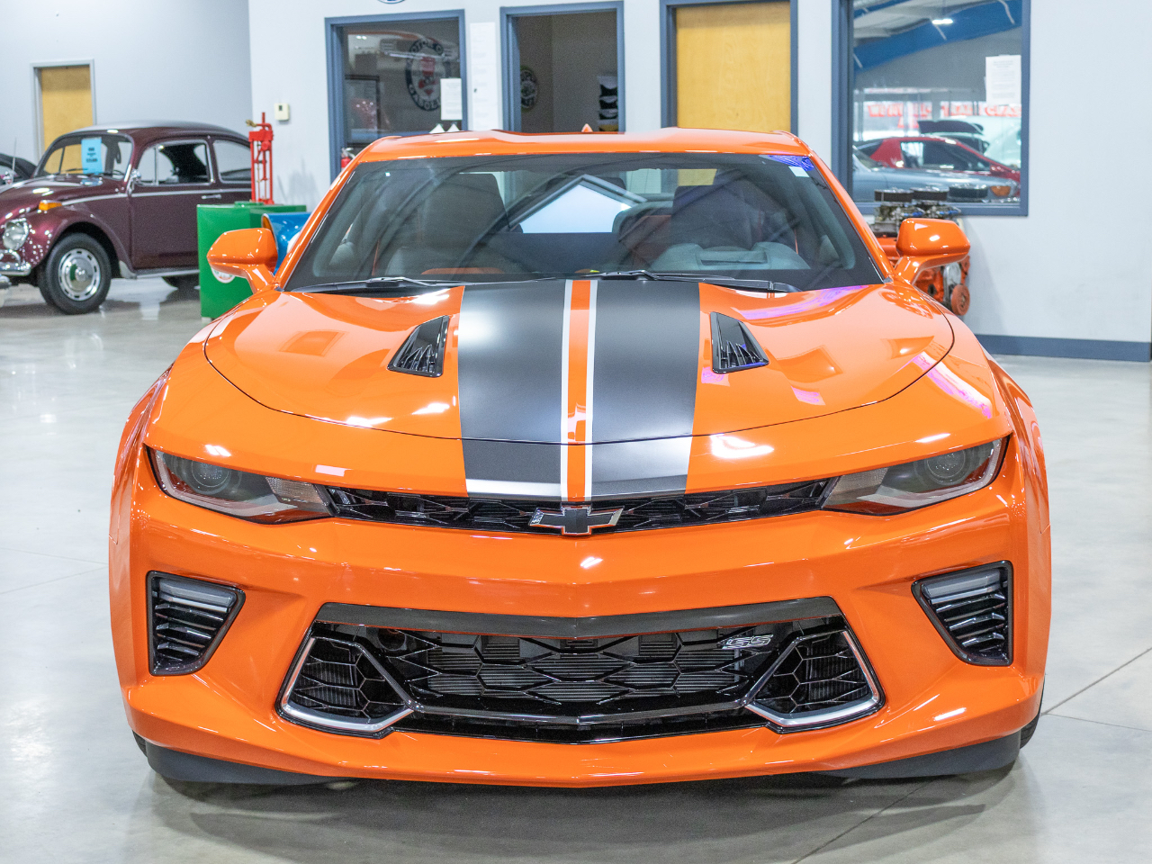 2018 Chevrolet Camaro 2SS Coupe photo 2