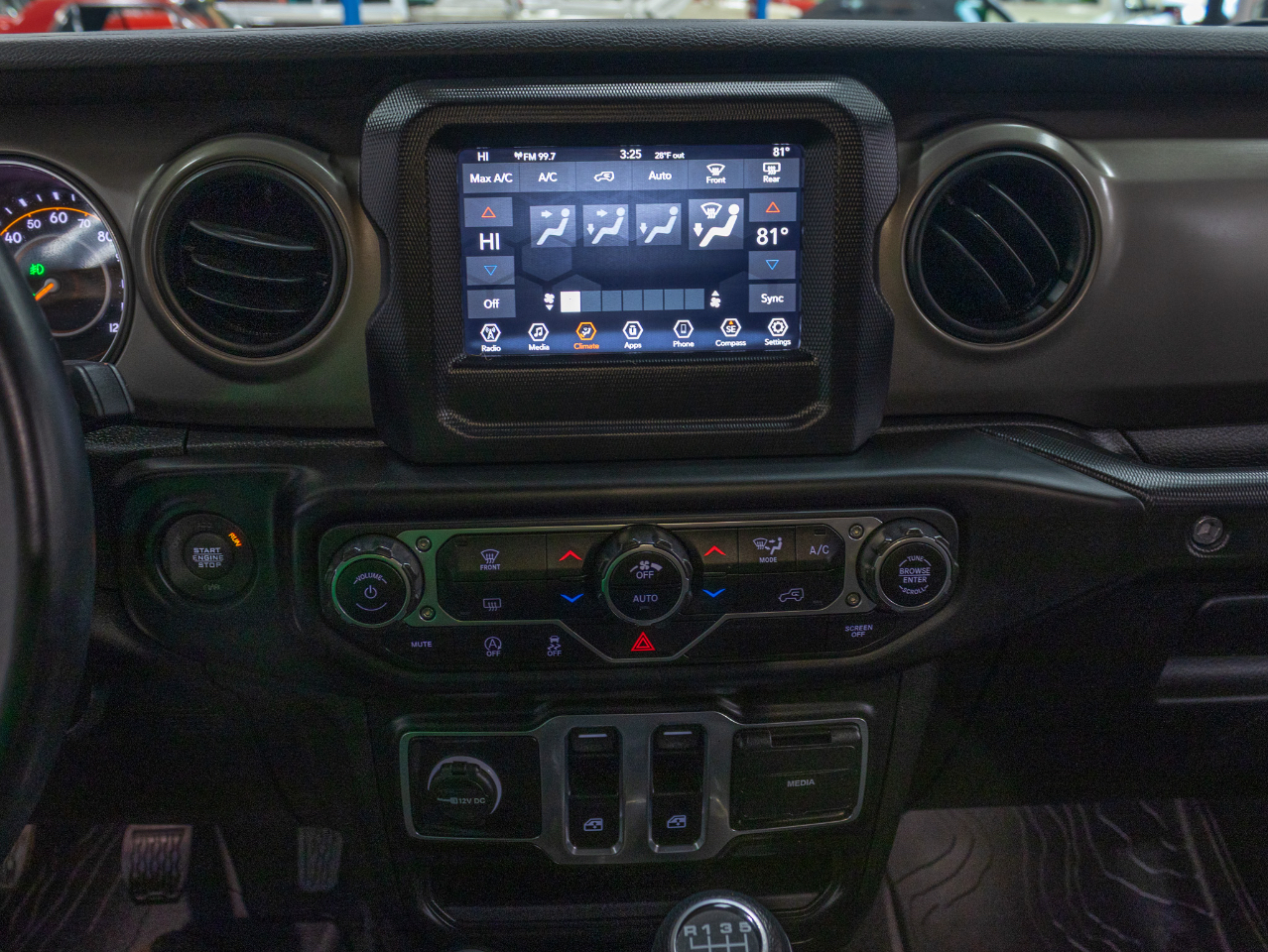 Jeep Wrangler Willys 4x4 2020