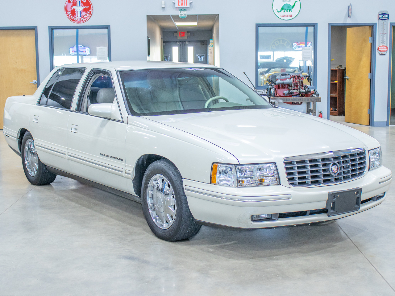 1998 Cadillac DeVille Concours