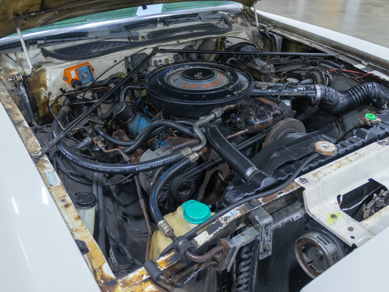 Chrysler Cordoba  1977