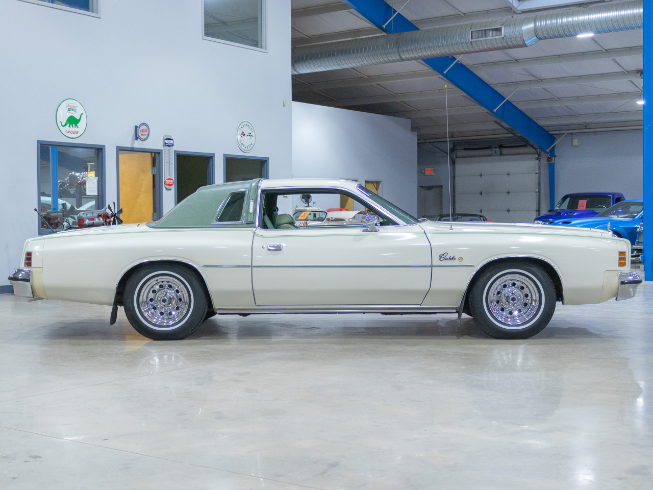 Chrysler Cordoba  1977