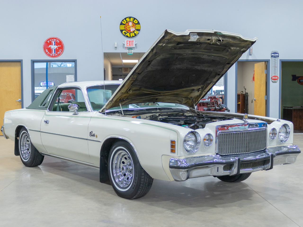 Chrysler Cordoba  1977