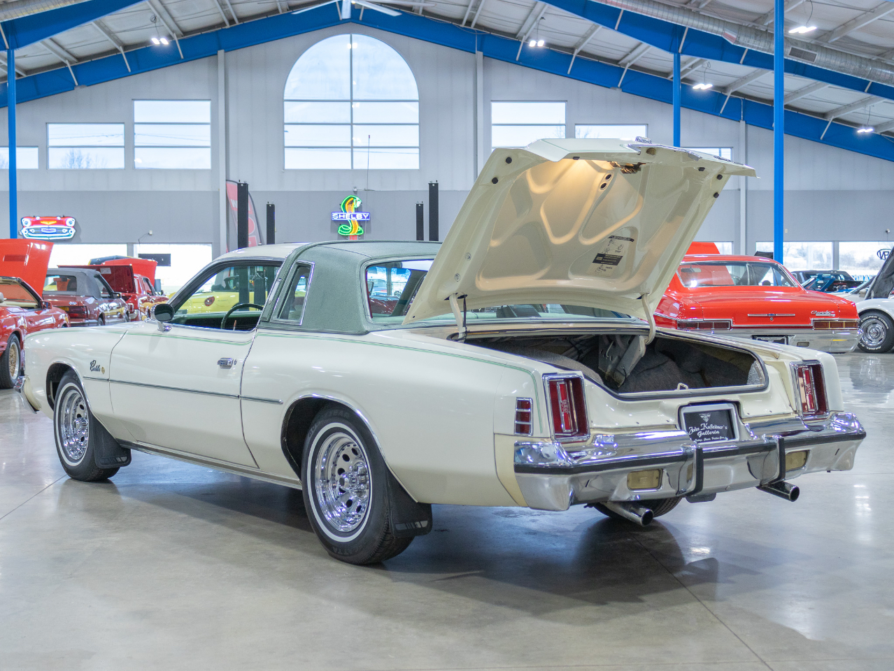 Chrysler Cordoba  1977