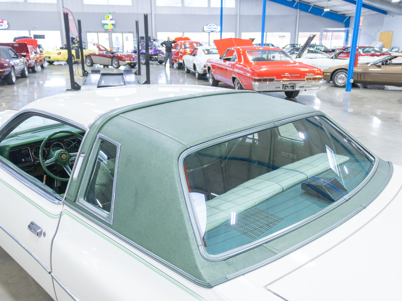 Chrysler Cordoba  1977