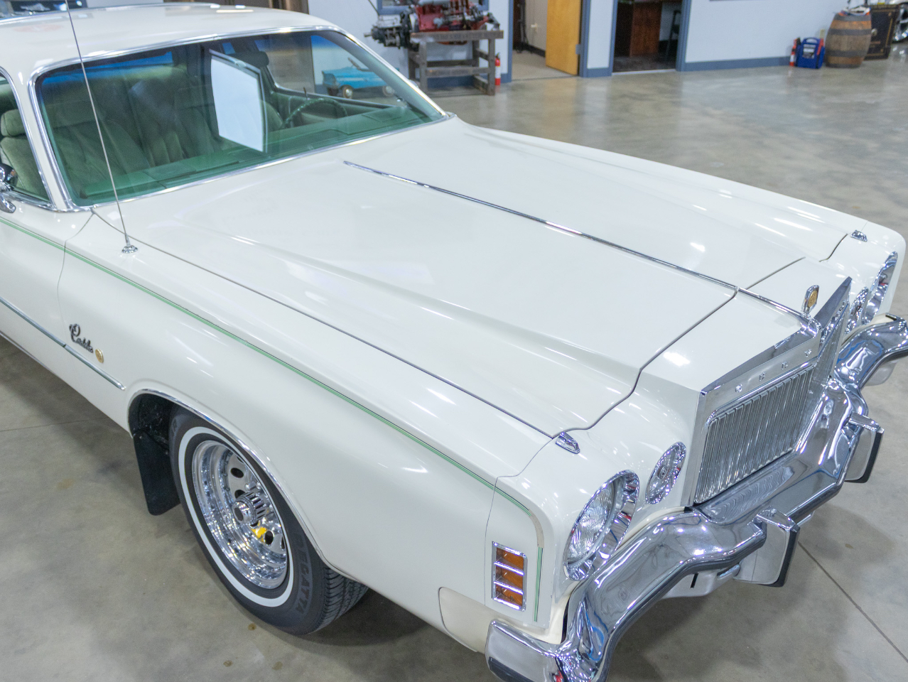 Chrysler Cordoba  1977