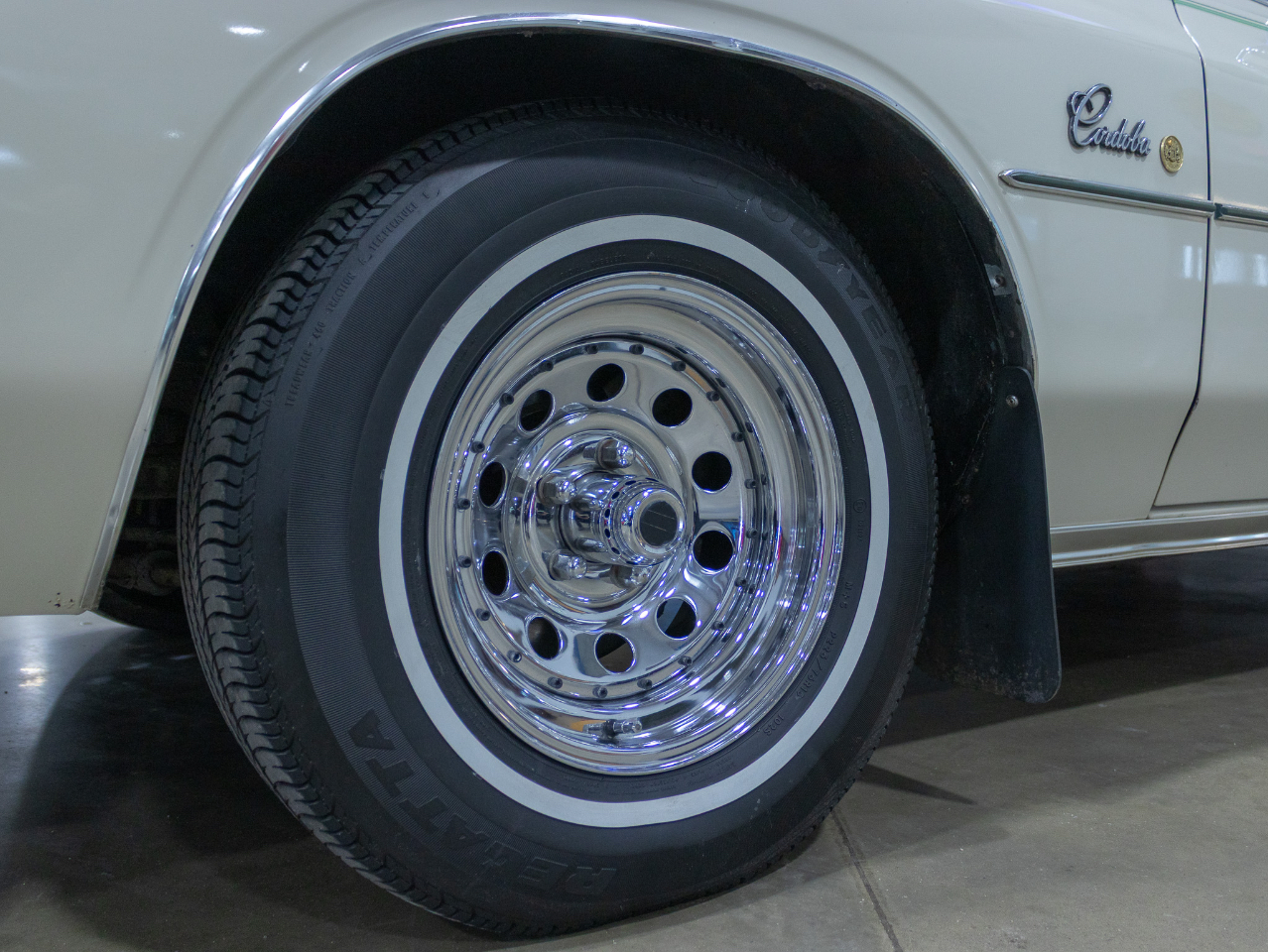 Chrysler Cordoba  1977