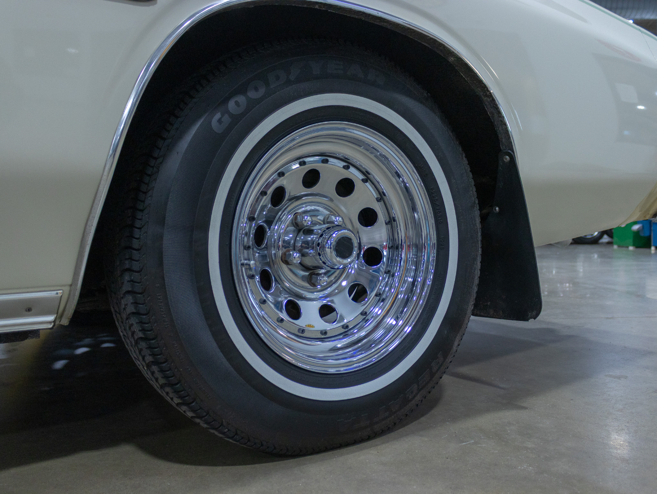 Chrysler Cordoba  1977