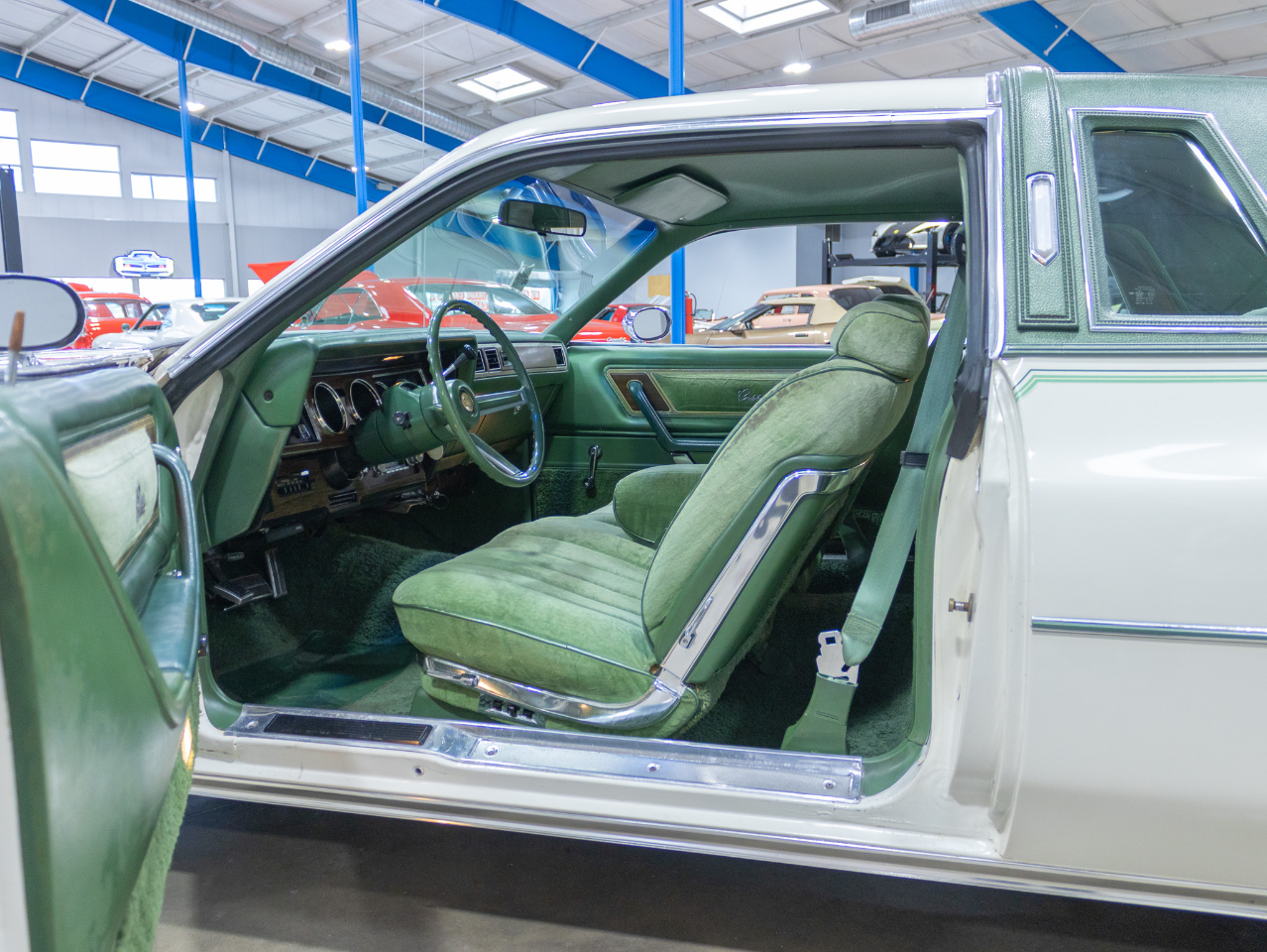 Chrysler Cordoba  1977