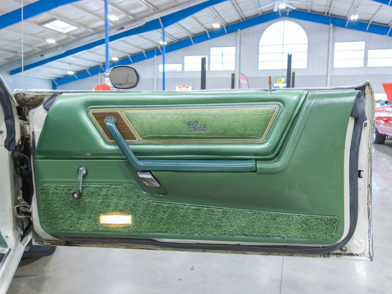 Chrysler Cordoba  1977