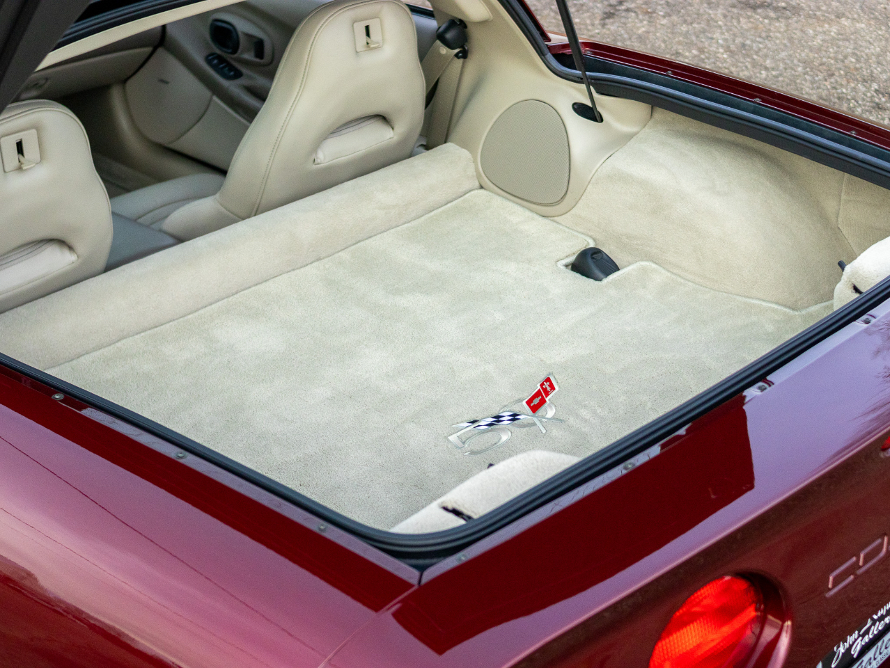 Chevrolet Corvette  2003