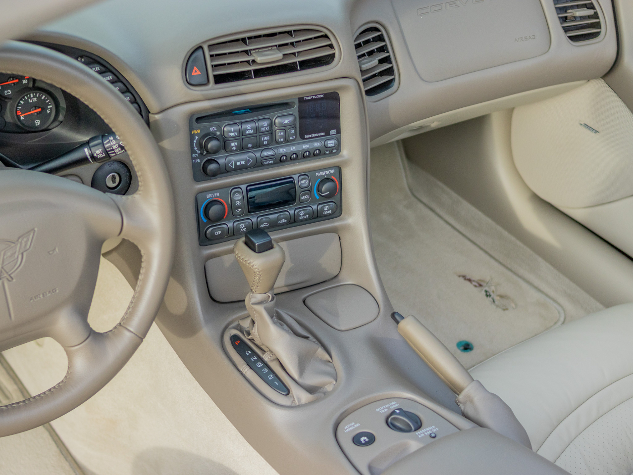 Chevrolet Corvette  2003