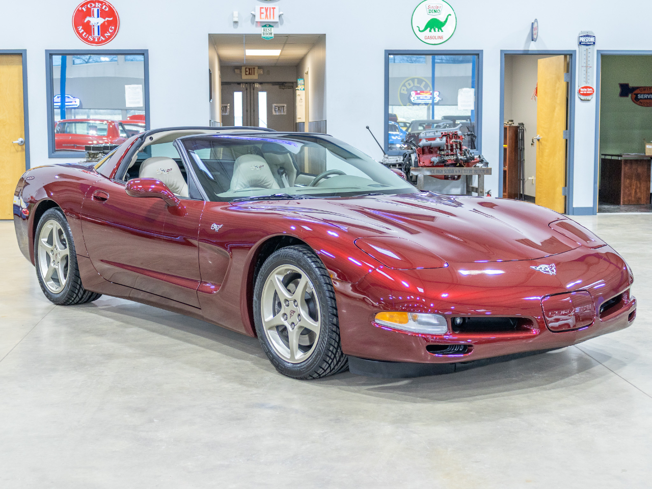 2003 Chevrolet Corvette Base's photo