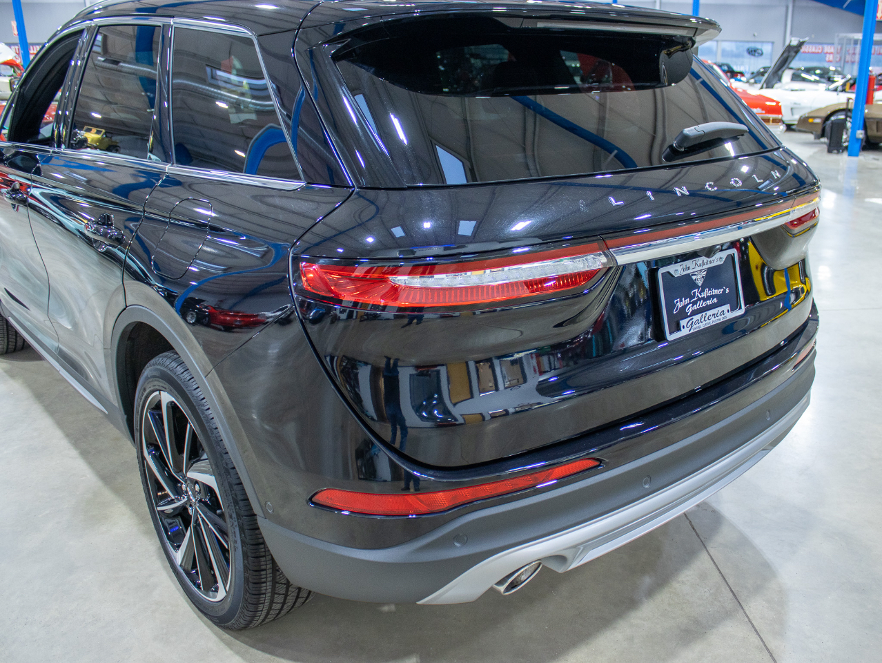 Lincoln Corsair Reserve AWD 2023