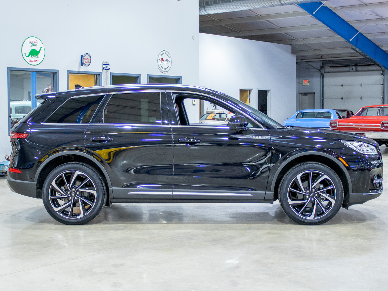 Lincoln Corsair Reserve AWD 2023