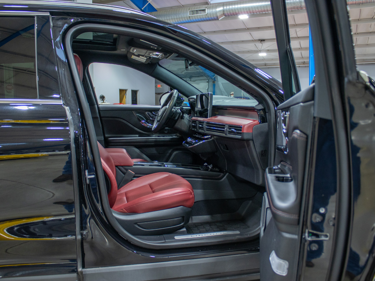 Lincoln Corsair Reserve AWD 2023