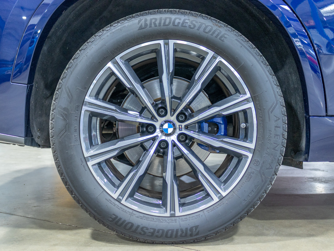 BMW X5 xDrive40i 2025