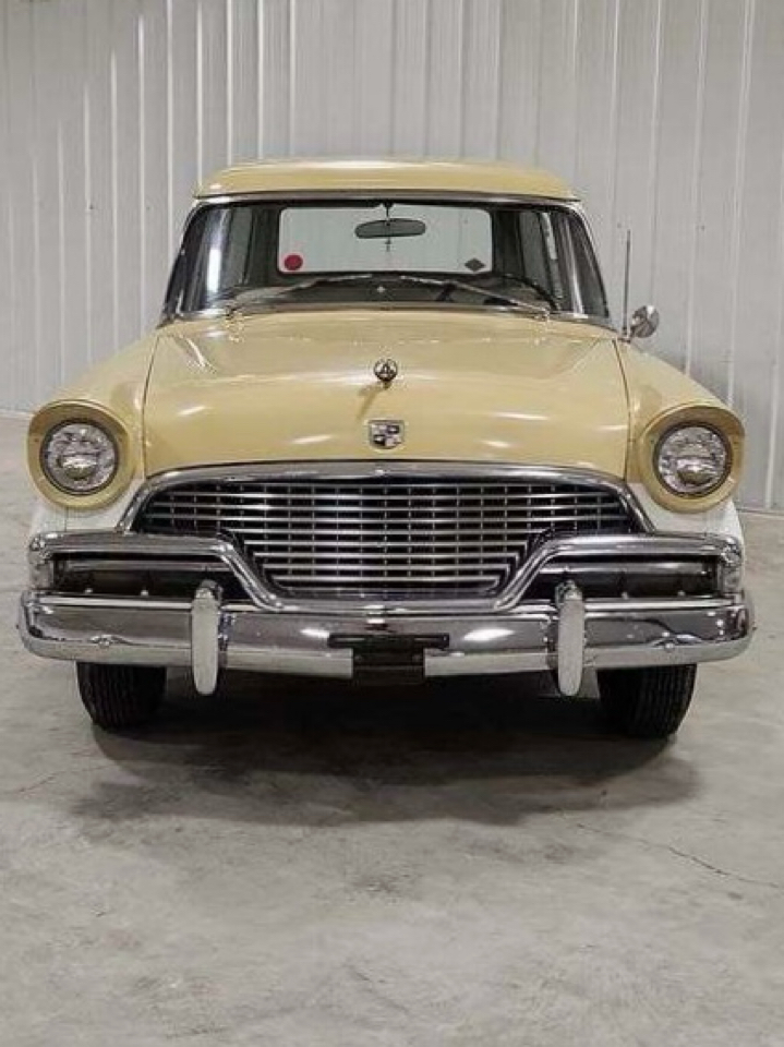 Studebaker Commander  1956