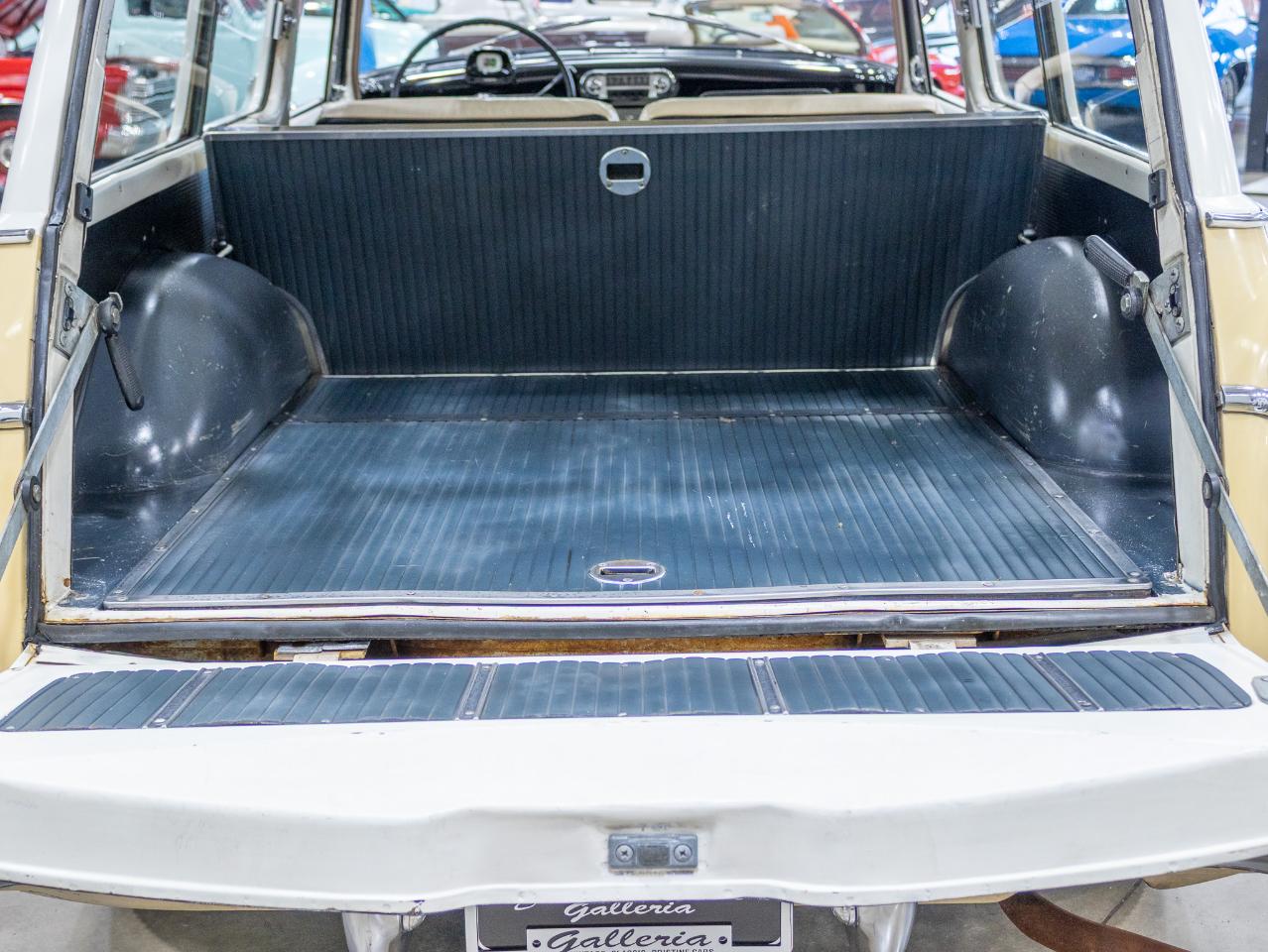 Studebaker Commander  1956