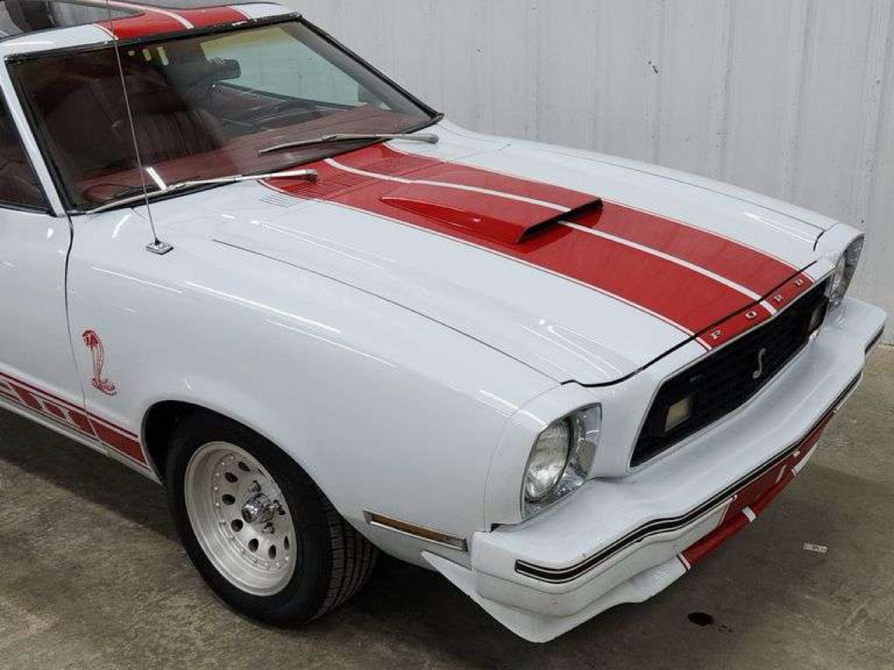 Ford MUSTANG COBRA  1977