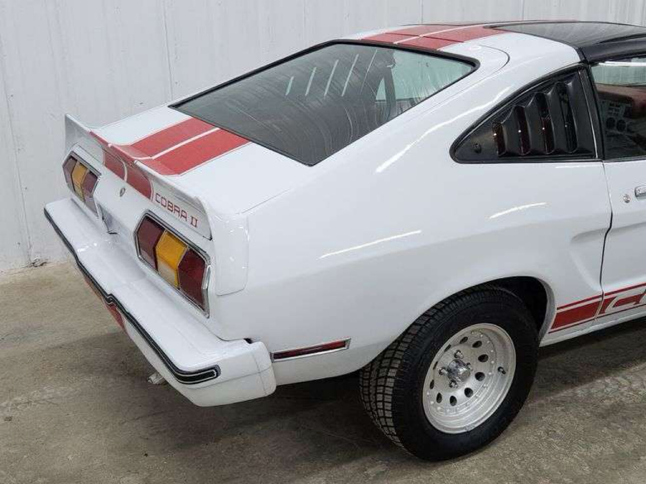 Ford MUSTANG COBRA  1977
