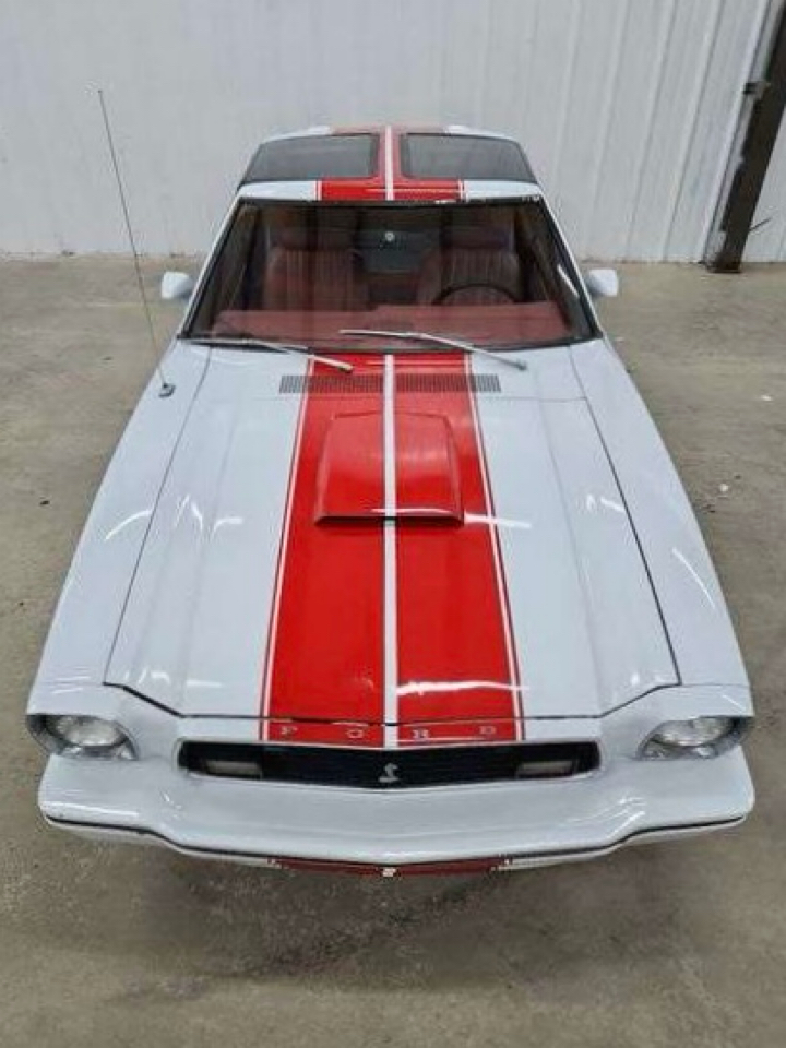 Ford MUSTANG COBRA  1977