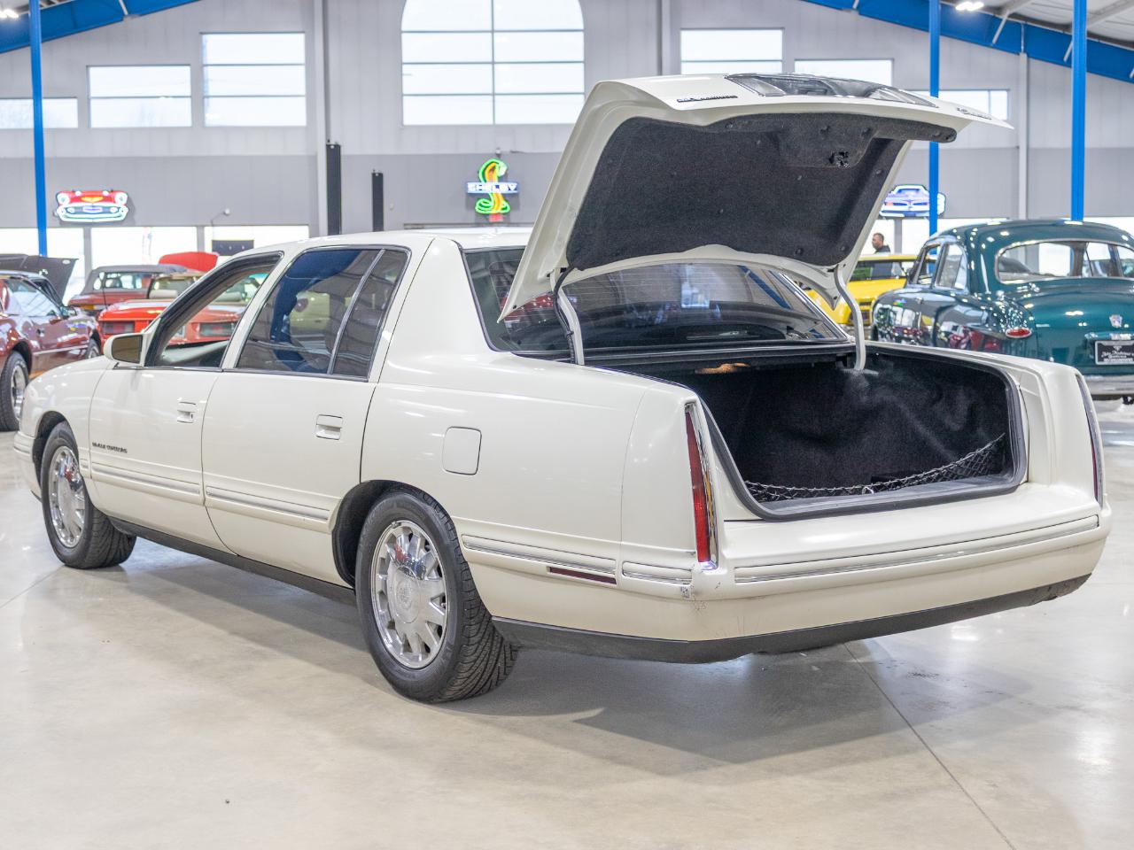 Cadillac DeVille  1998