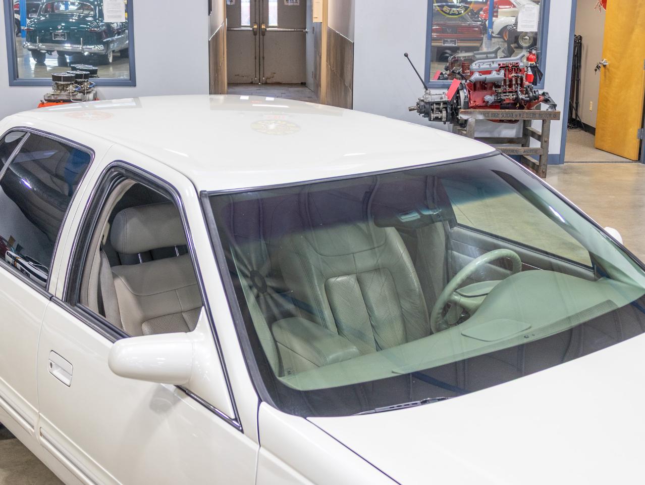 Cadillac DeVille  1998